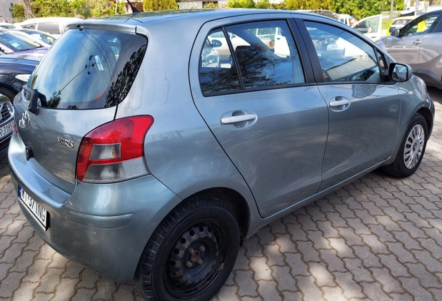 Toyota Yaris cena 23900 przebieg: 147326, rok produkcji 2010 z Rydułtowy małe 436